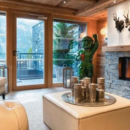Βίλα 5br Chalet With Ski In Ski Out Access