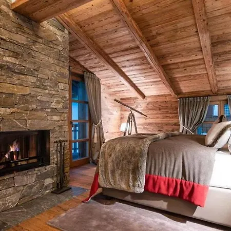 5br Chalet With Ski In Ski Out Access * Strass (Vorarlberg)